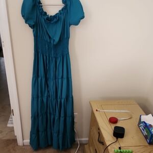 Elegant Teal Maxi Dress